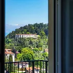 The View 1 *
